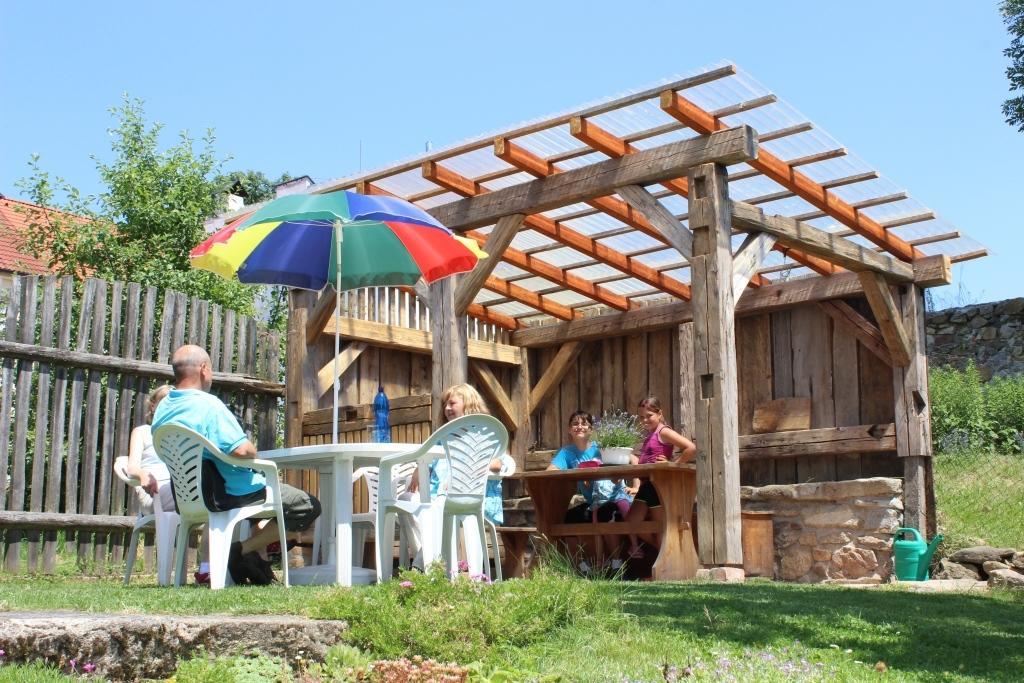 Apartamento Penzion Gomelská Horní Stropnice Exterior foto