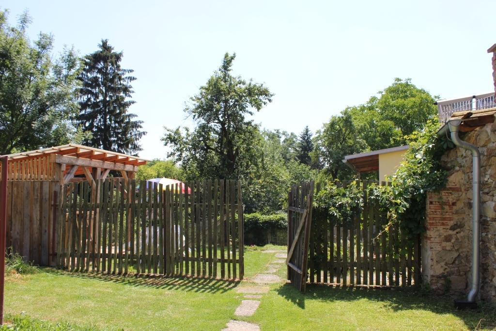 Apartamento Penzion Gomelská Horní Stropnice Exterior foto