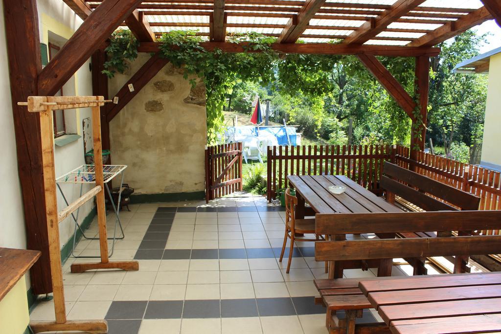 Apartamento Penzion Gomelská Horní Stropnice Exterior foto